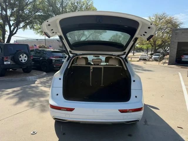 Used 2019 Audi Q5 2.0T Premium AWD/4WD image 9