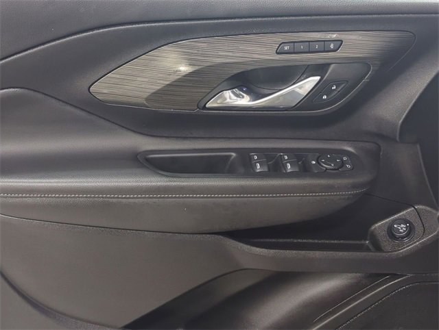 Certified 2024 GMC Terrain SLT image 22