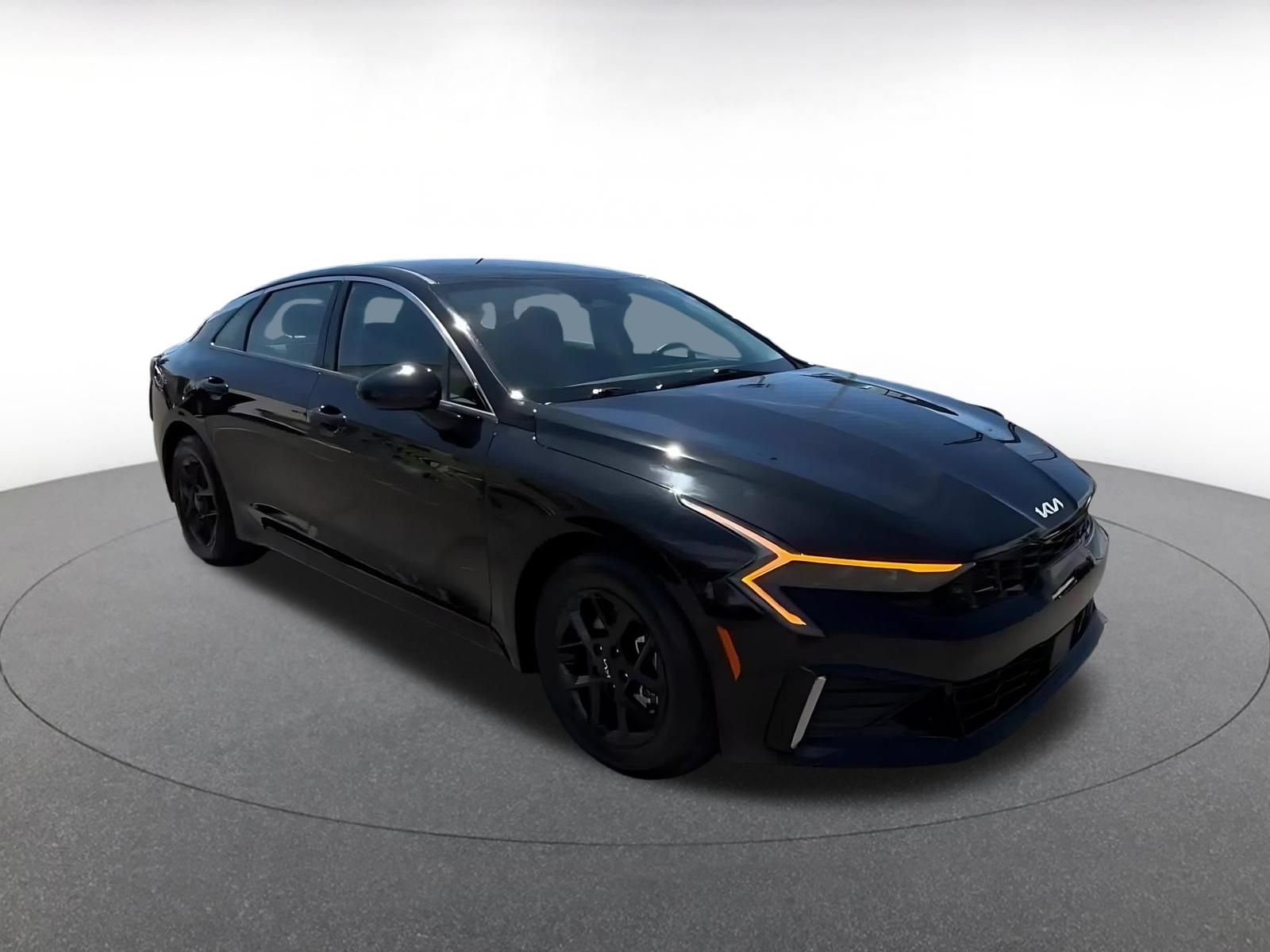Used 2025 Kia K5 LXS FWD video 2