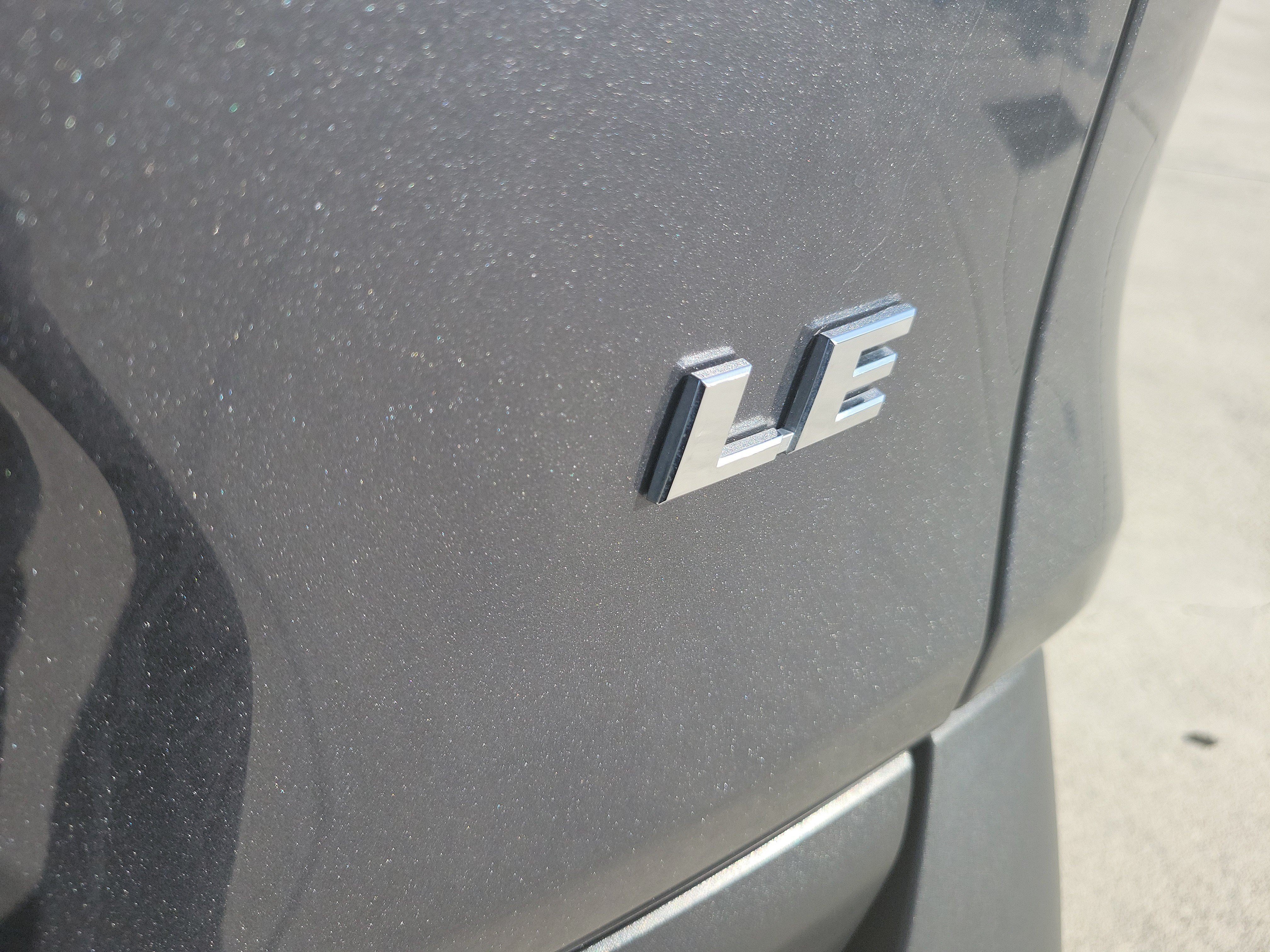 Used 2024 Toyota RAV4 LE FWD image 9