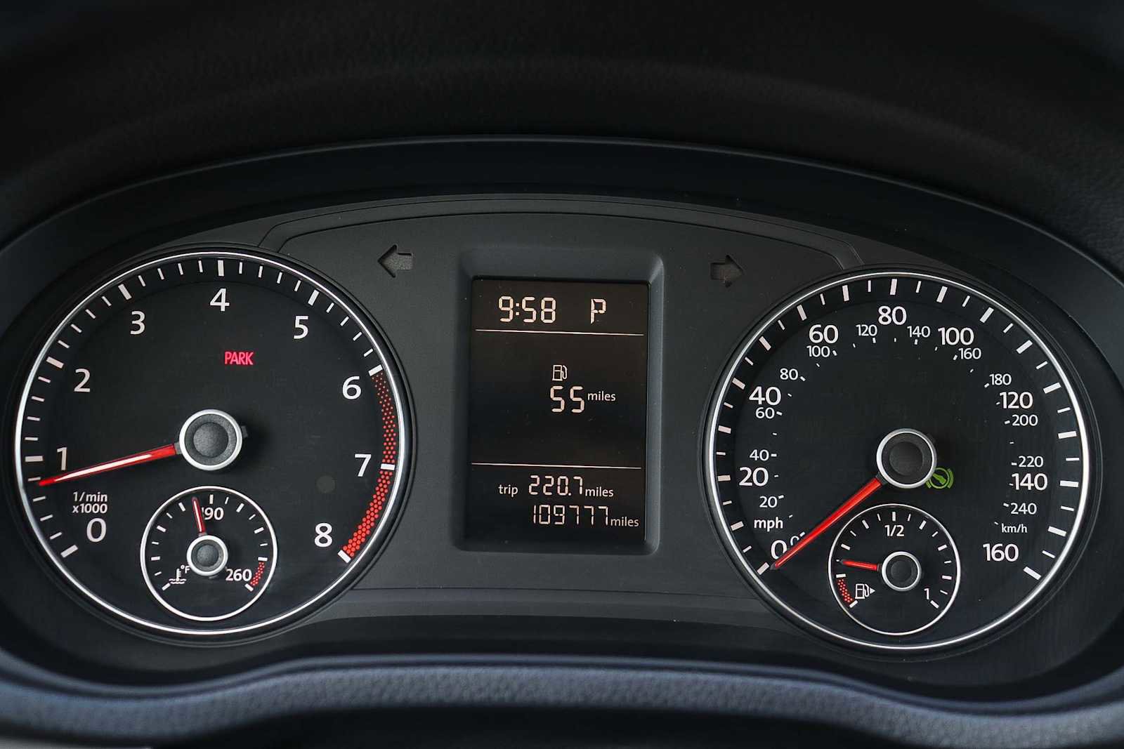 Used 2015 Volkswagen Passat 1.8T Limited Edition image 31