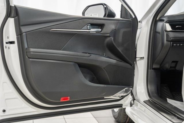 Used 2026 Toyota Camry LE image 33