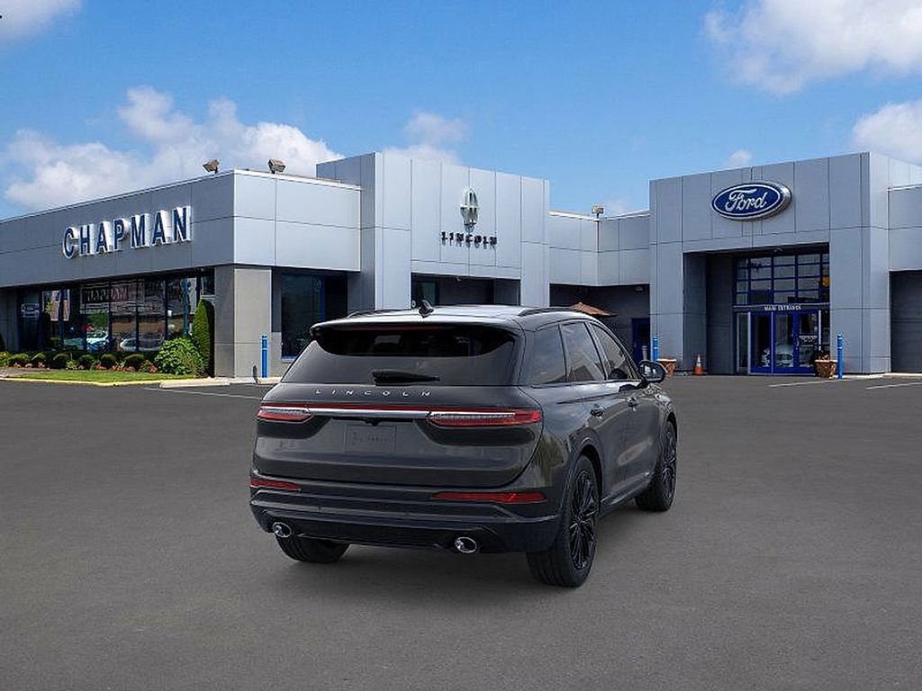 New 2026 Lincoln Corsair Reserve w/ Jet Appearance Package image 8