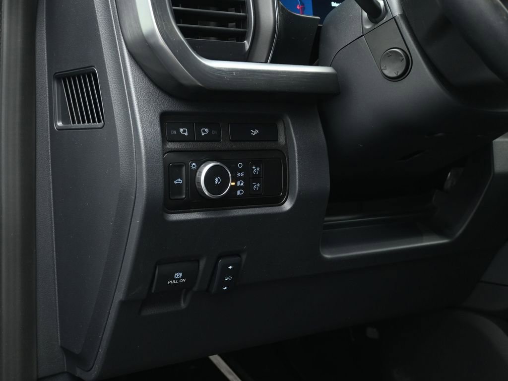 Used 2024 Ford F350 Lariat w/ Lariat Ultimate Package image 12