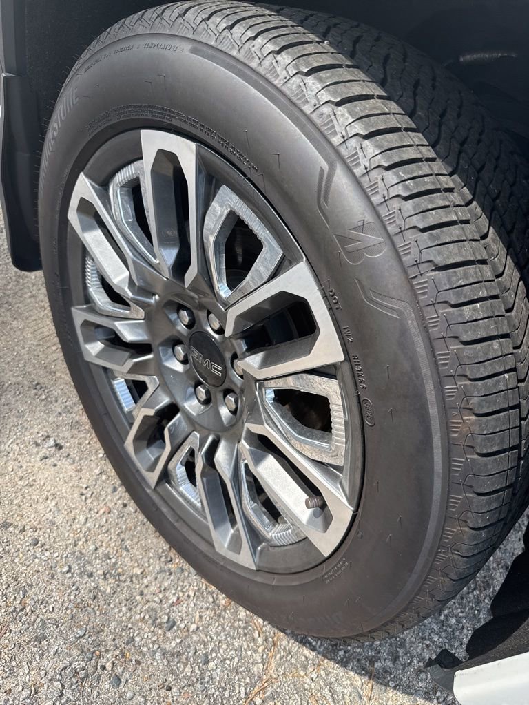 Used 2021 GMC Sierra 1500 Denali w/ Denali Ultimate Package image 10