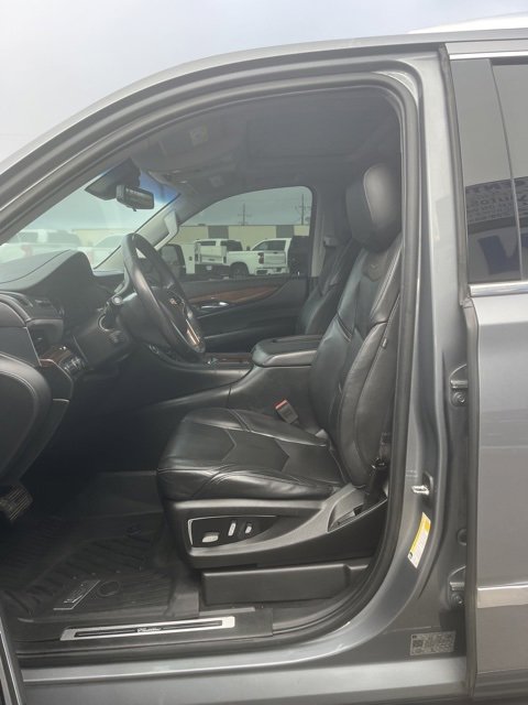 Used 2019 Cadillac Escalade ESV Luxury image 27