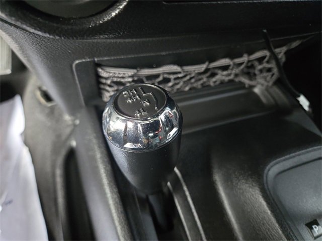 Used 2014 Jeep Wrangler Unlimited Sahara image 15