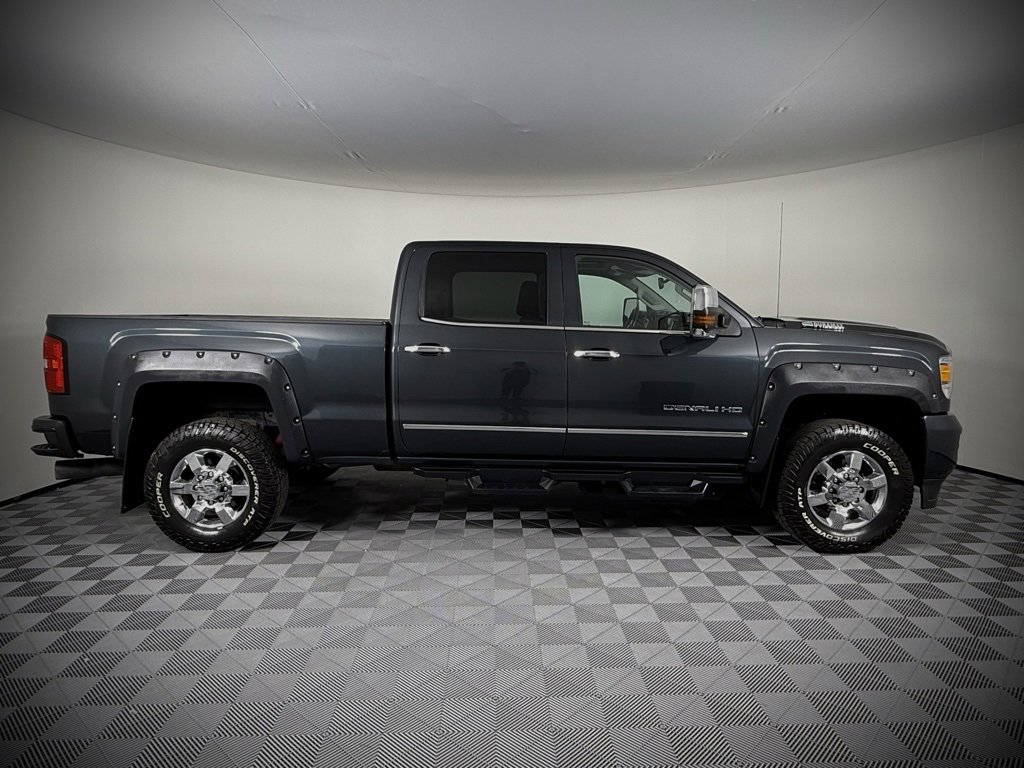 Used 2019 GMC Sierra 2500 Denali image 12
