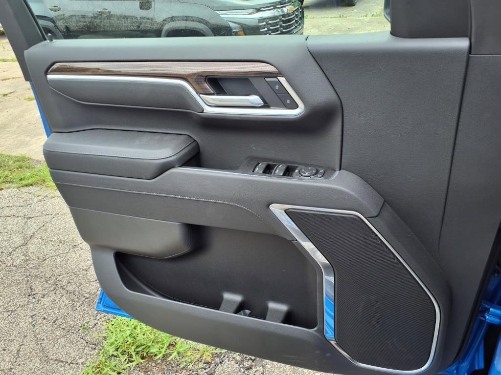 New 2025 Chevrolet Silverado 1500 LT image 10