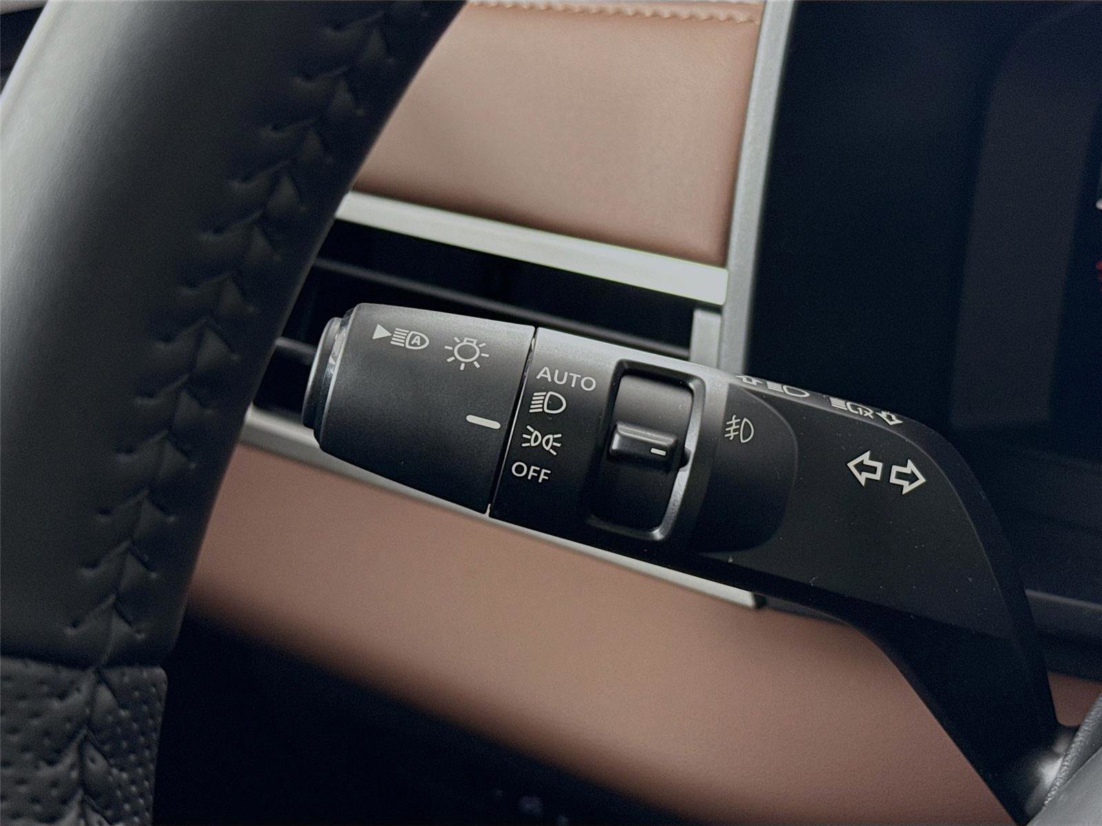 New 2026 Mitsubishi Outlander SEL image 4