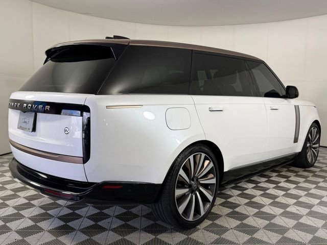 Used 2023 Land Rover Range Rover SV image 7