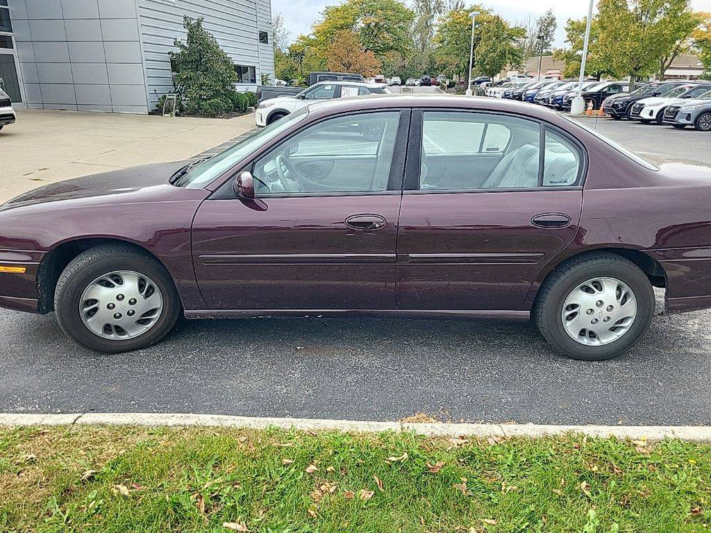 Used 1999 Chevrolet Malibu w/ Preferred Equipment Group 1