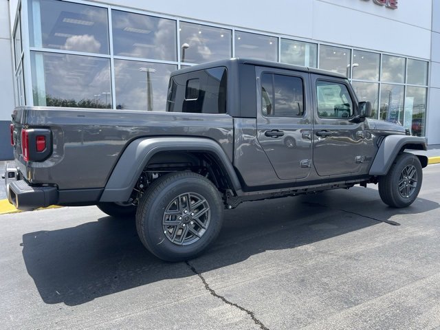 New 2025 Jeep Gladiator Sport image 10
