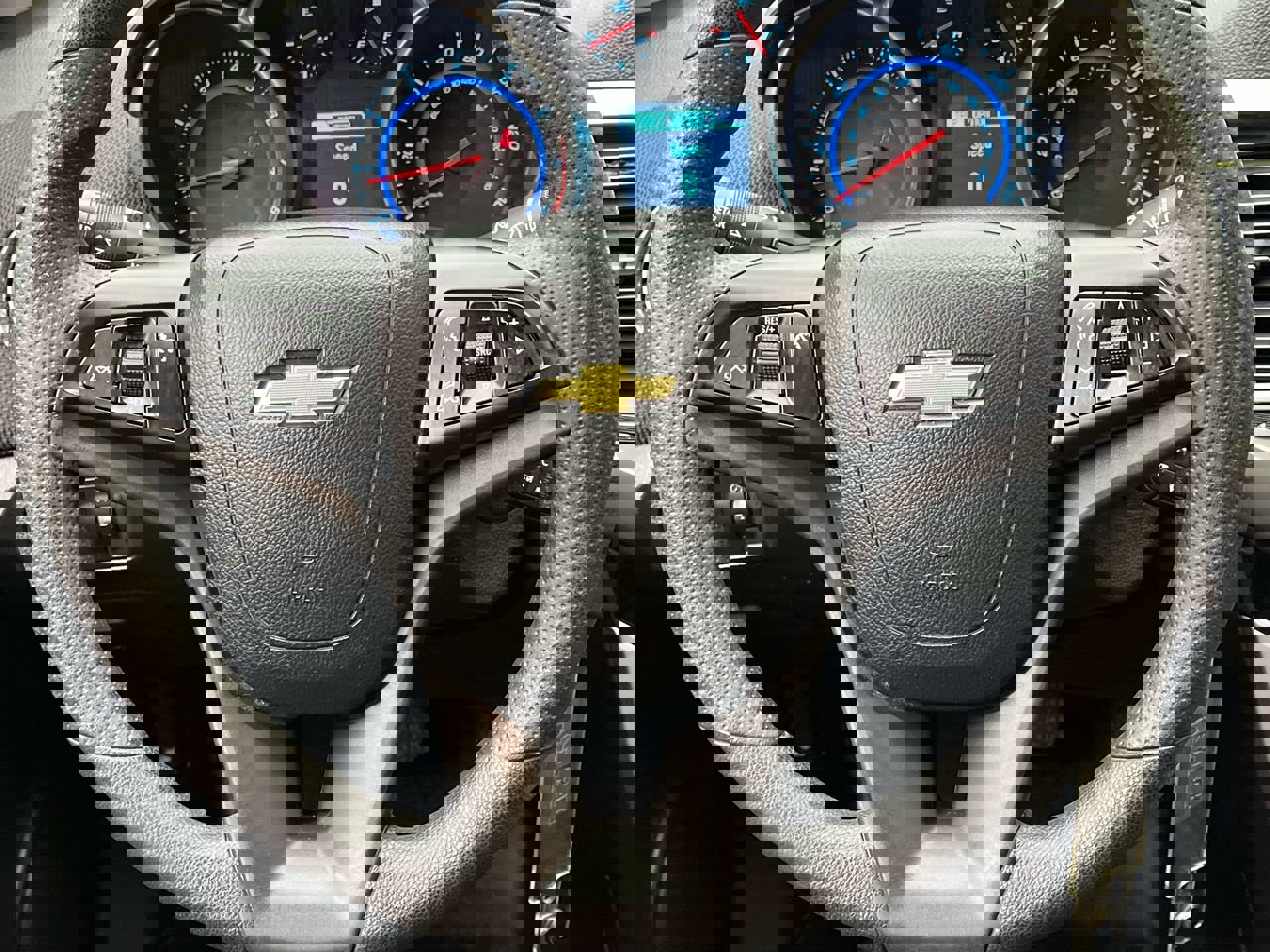 Used 2015 Chevrolet Cruze LT image 13