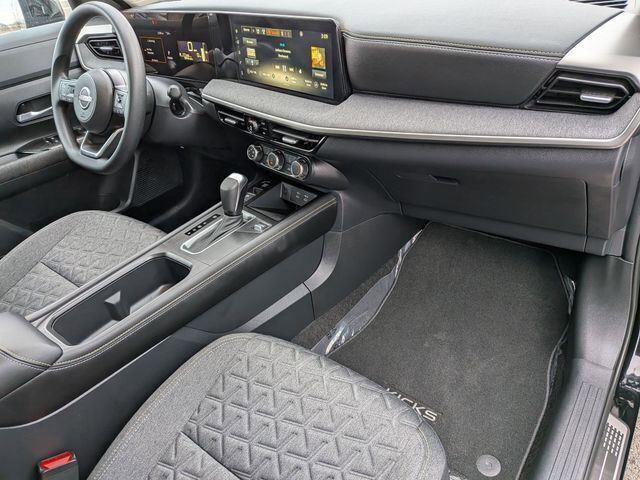 Used 2025 Nissan Kicks SV w/ SV Premium Package AWD/4WD image 26