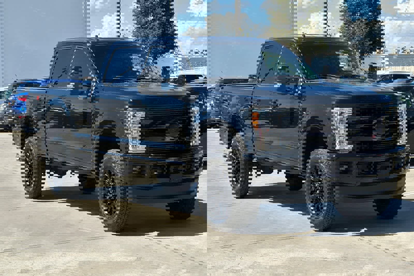 Used 2019 Ford F250 Lariat w/ Lariat Value Package image 10