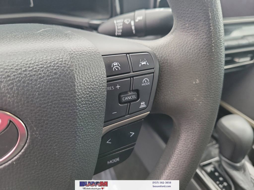 Used 2025 Toyota Camry LE FWD image 22