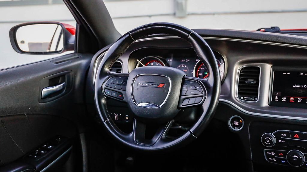 Used 2022 Dodge Charger SXT image 16