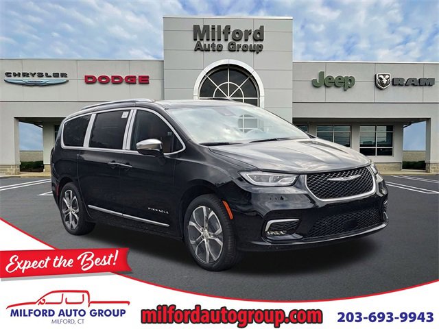 New 2026 Chrysler Pacifica Pinnacle