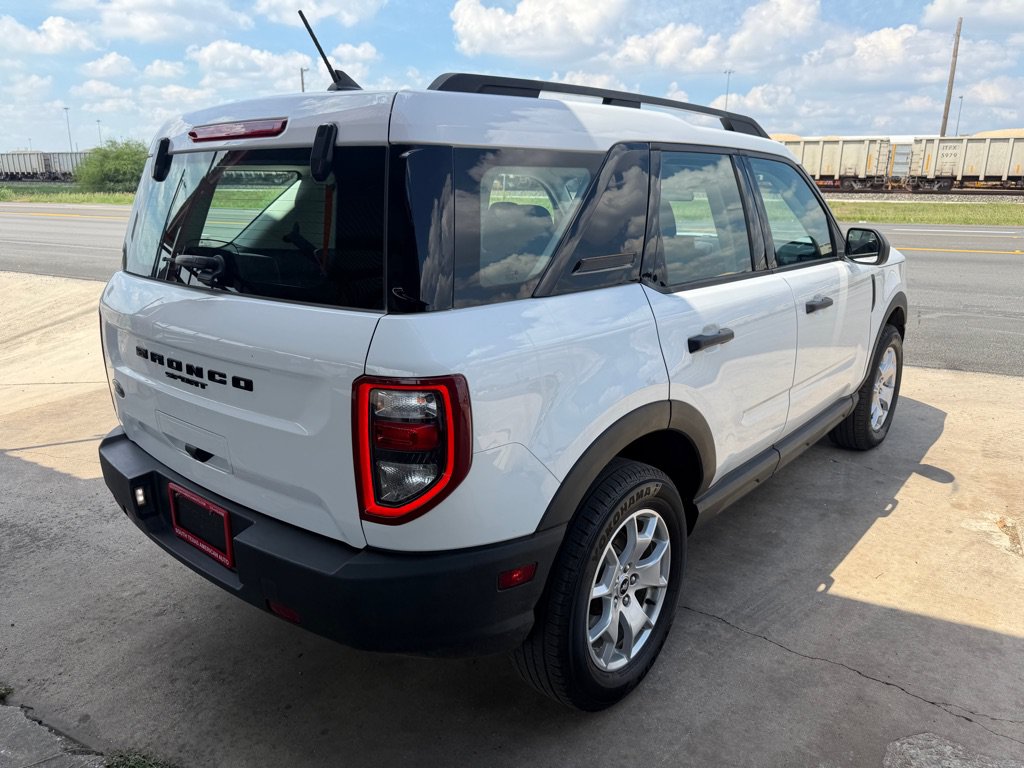 Used 2023 Ford Bronco Sport AWD/4WD image 9