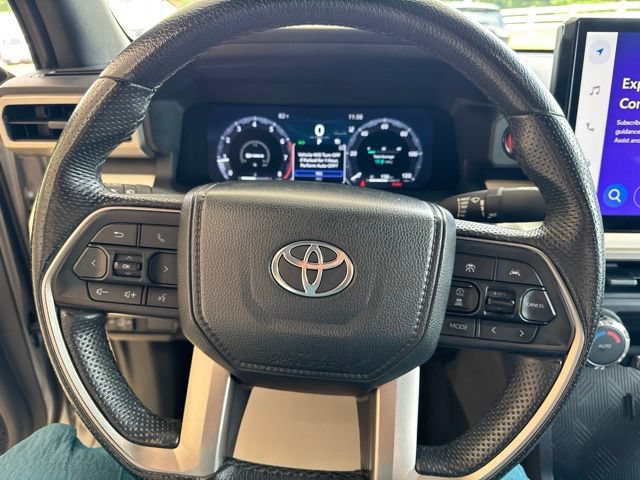 Used 2024 Toyota Tacoma TRD Off-Road AWD/4WD image 16