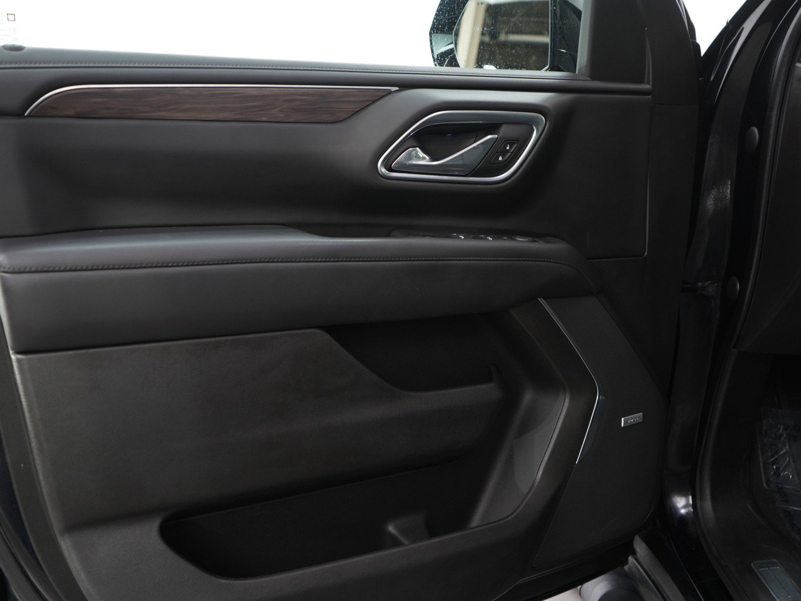 Used 2021 Chevrolet Tahoe Z71 w/ Luxury Package image 21