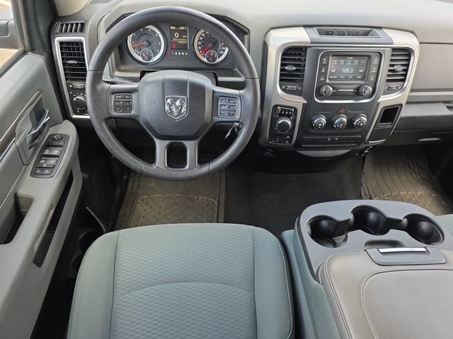 Used 2017 RAM 1500 Classic SLT AWD/4WD image 12