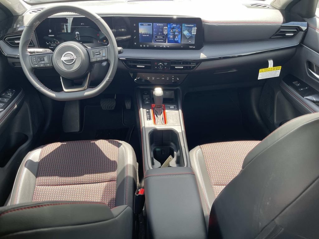 New 2026 Nissan Kicks SR w/ Cold Weather Package AWD/4WD image 15