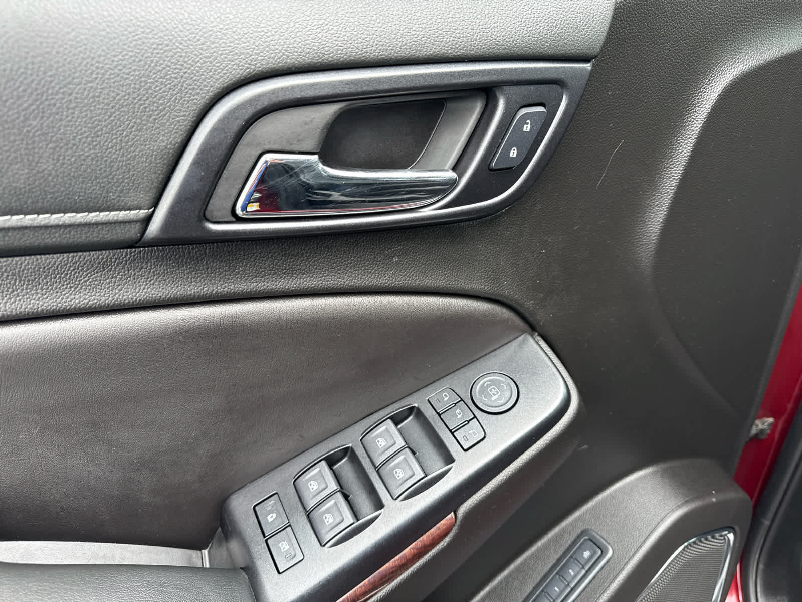 Certified 2019 GMC Yukon XL SLT AWD/4WD image 10
