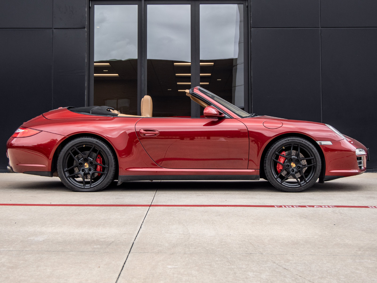 Used 2009 Porsche 911 Carrera 4S AWD/4WD image 12