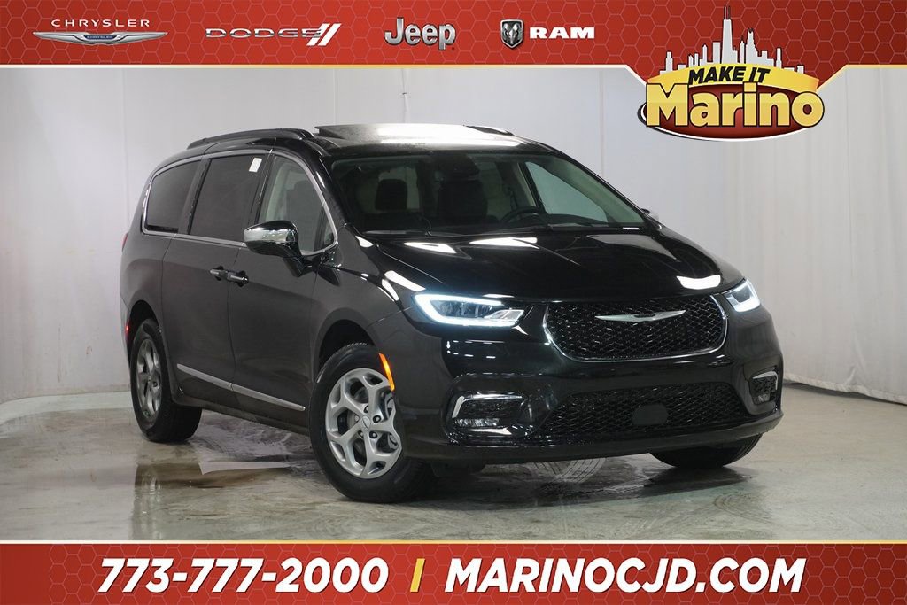 New 2023 Chrysler Pacifica Limited w/ Uconnect Theater Family Group image 1