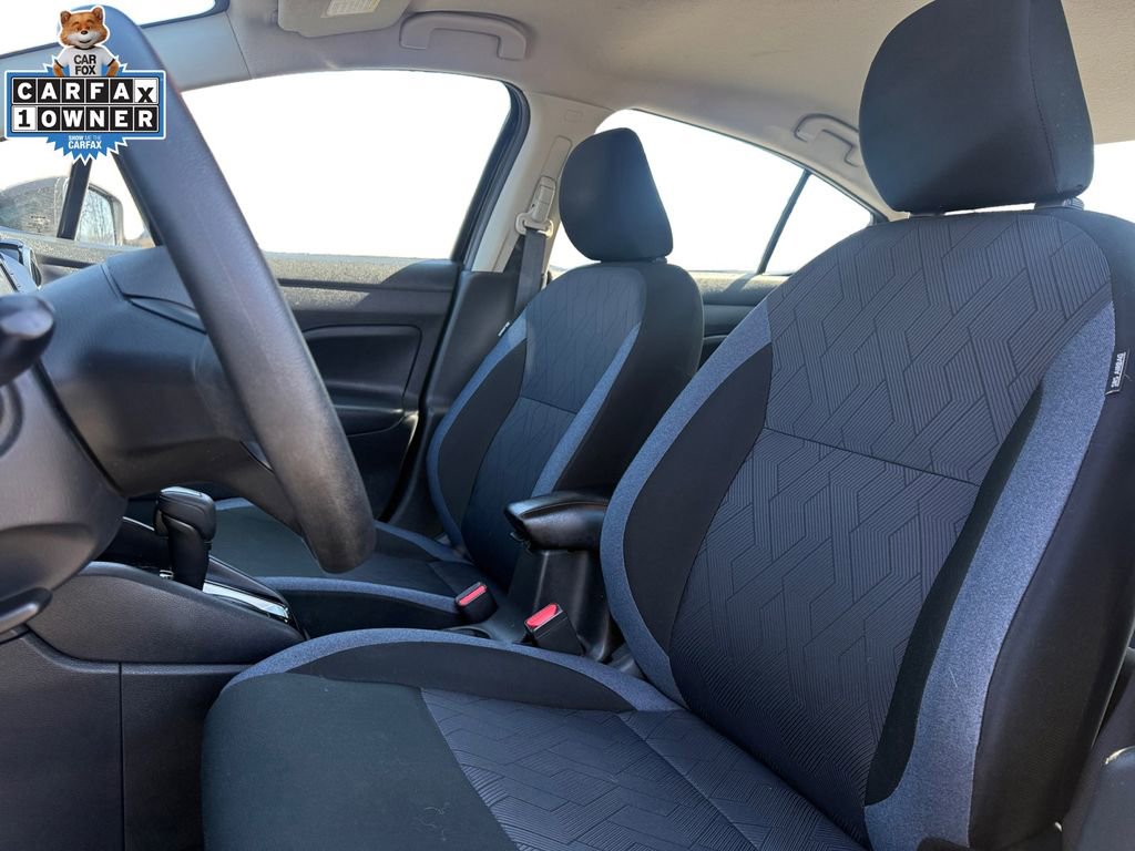 Used 2024 Nissan Versa SV FWD image 9