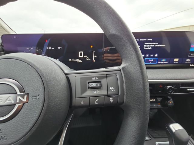 New 2026 Nissan Kicks SV image 12