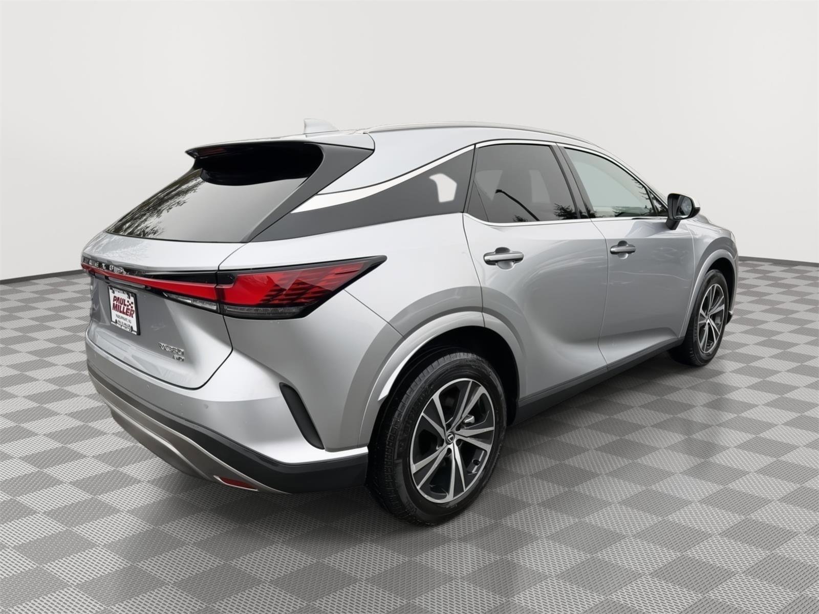 Used 2025 Lexus RX 350 Premium w/ Accessory Package image 6