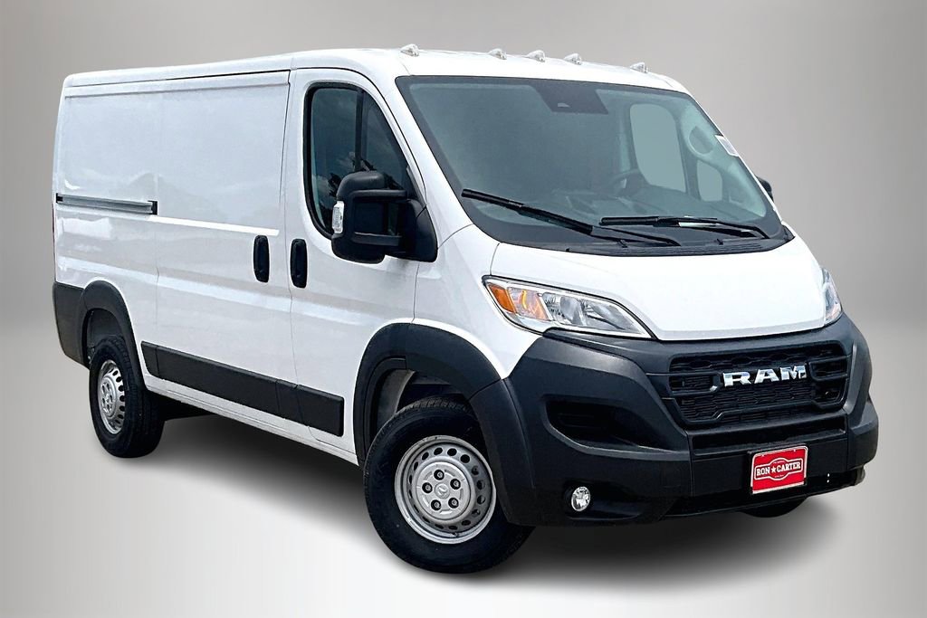 New 2024 RAM ProMaster 2500 w/ Convenience Group