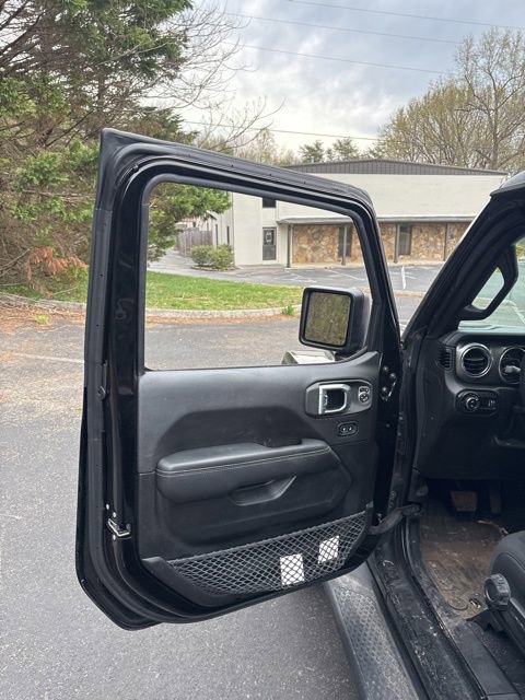 Used 2023 Jeep Gladiator Overland w/ LED Lighting Group image 12