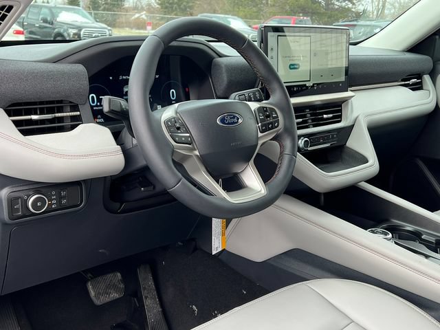 New 2026 Ford Explorer Active w/ Active Comfort Package AWD/4WD image 18
