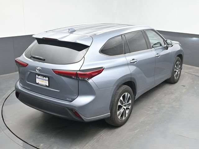 Used 2021 Toyota Highlander XLE FWD image 41