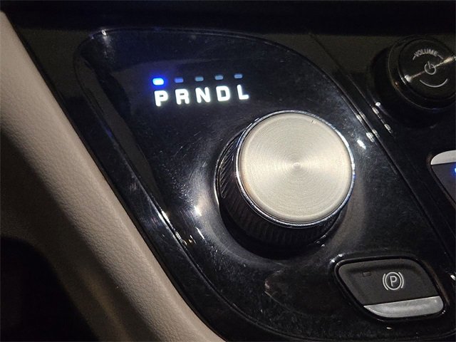 Used 2018 Chrysler Pacifica Touring Plus w/ Tire & Wheel Group image 20