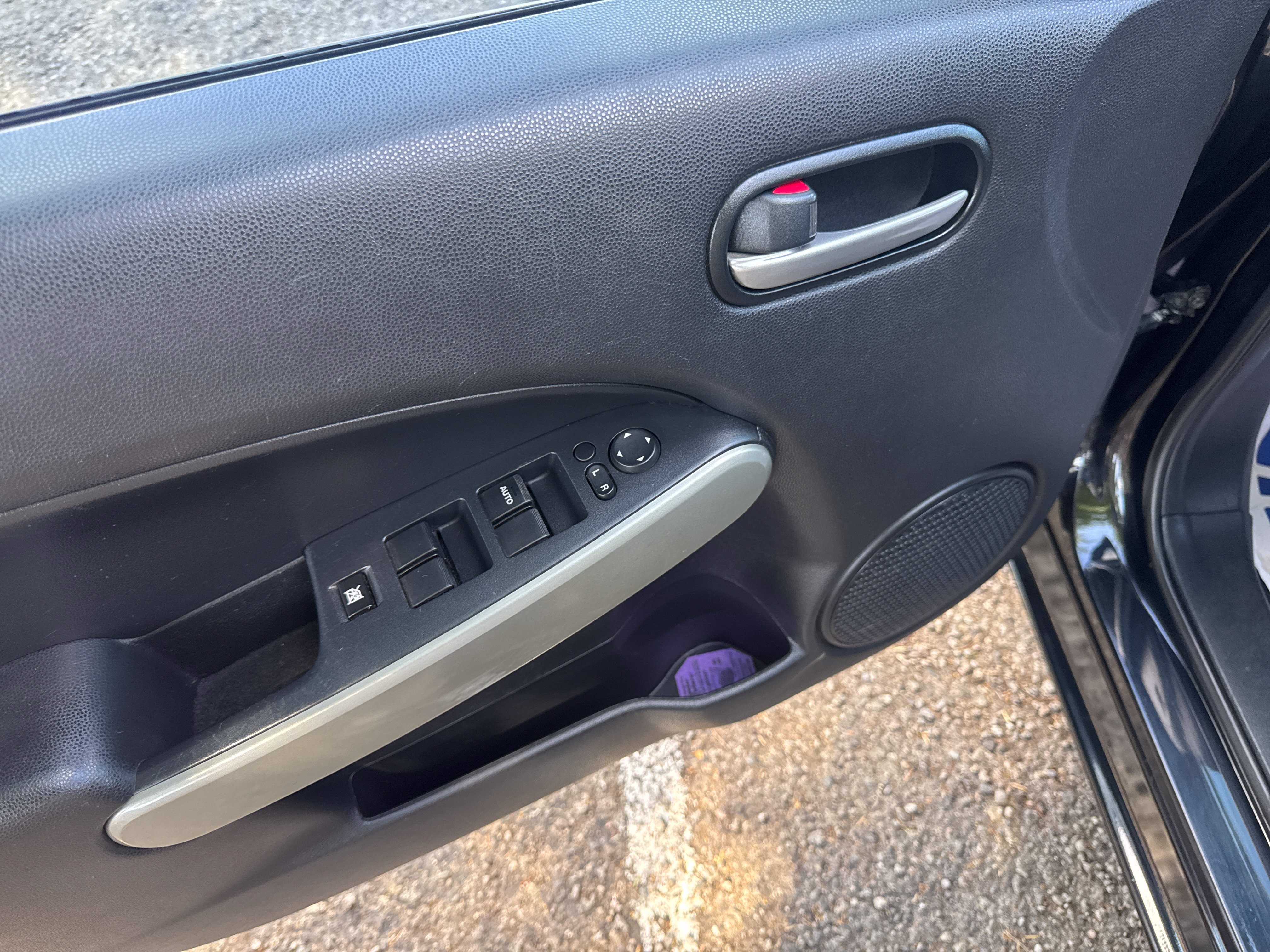 Used 2014 MAZDA MAZDA2 Sport FWD image 17