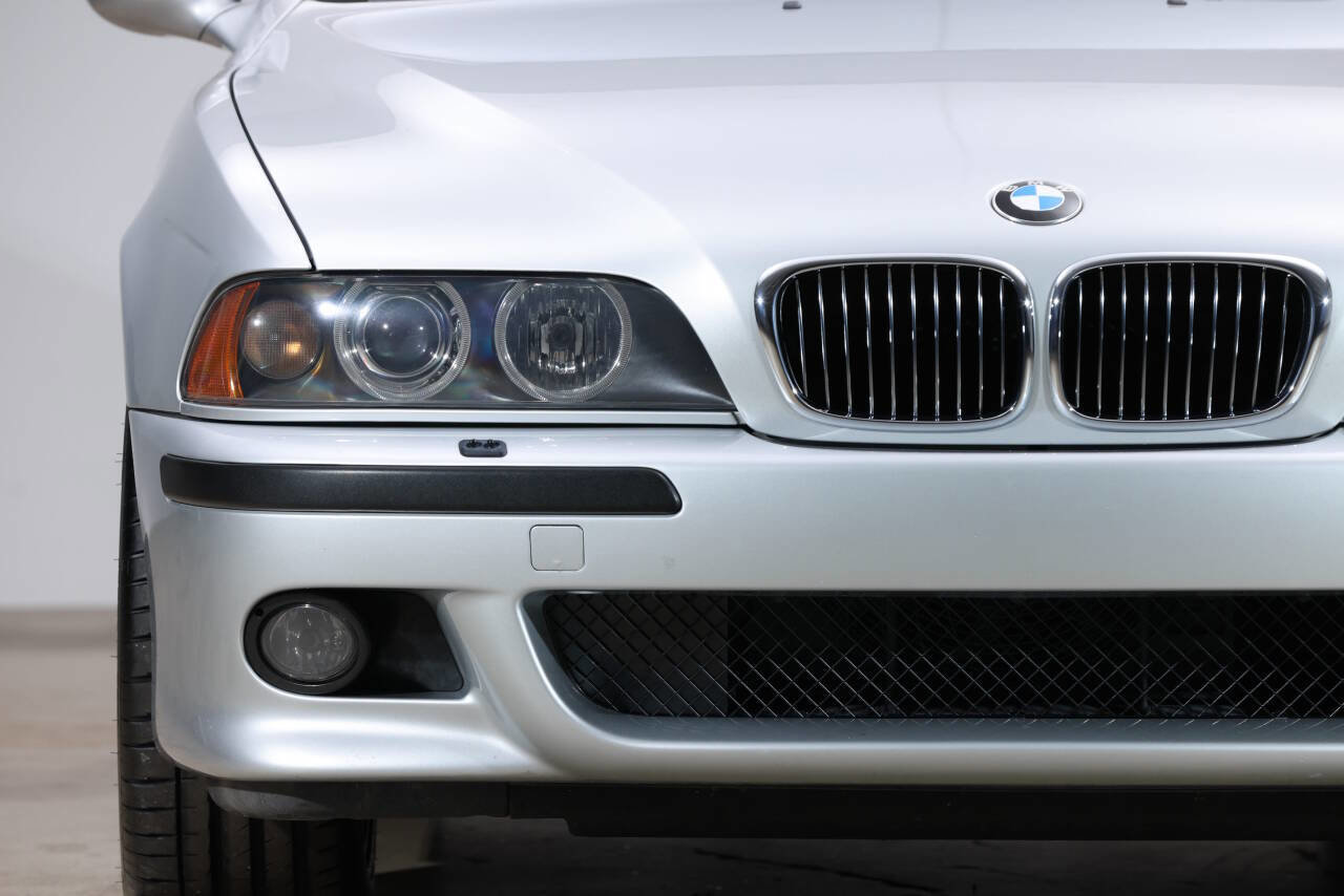 Used 2003 BMW M5 image 10