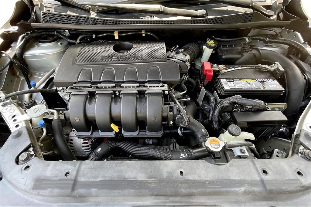 Used 2016 Nissan Sentra SV image 9