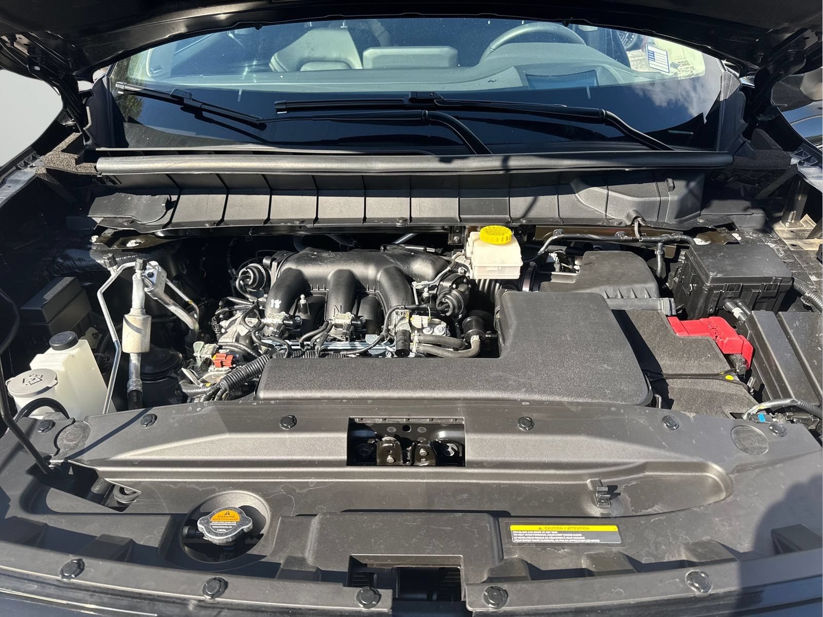Certified 2025 Nissan Pathfinder Platinum w/ Cargo Package FWD image 44