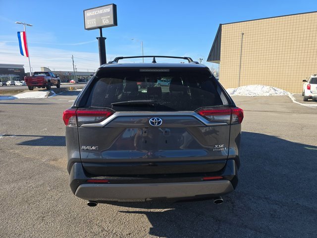 Used 2019 Toyota RAV4 XSE image 6