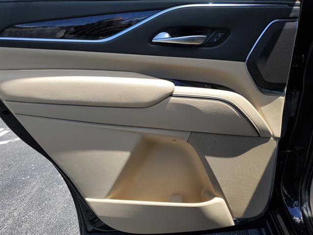 Certified 2023 Cadillac Escalade Premium Luxury w/ LPO, Radiant Package AWD/4WD image 15