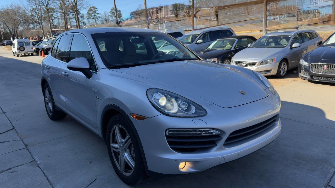 Used 2011 Porsche Cayenne S image 15