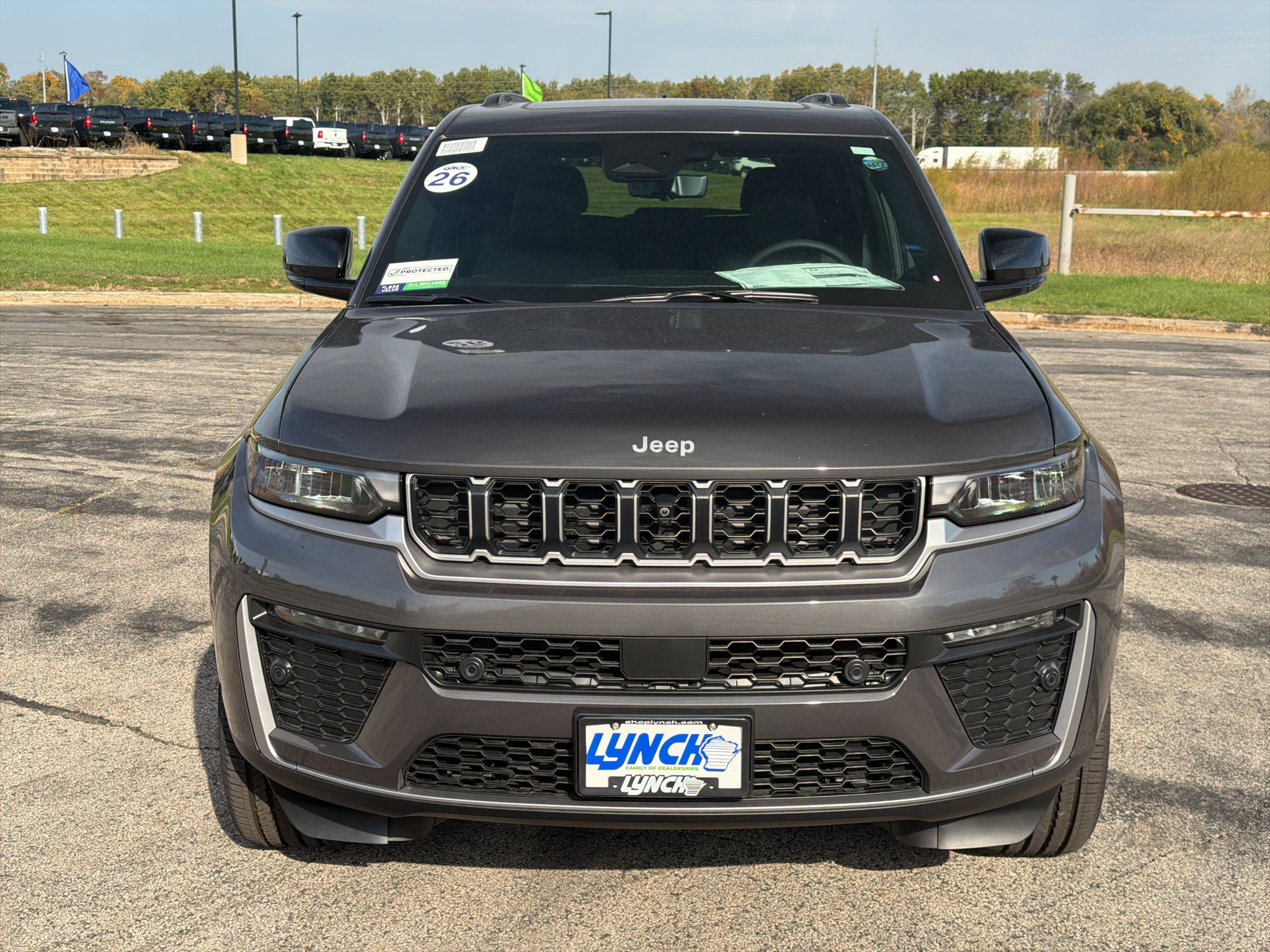 New 2026 Jeep Grand Cherokee Limited w/ Luxury Tech Group II AWD/4WD image 7