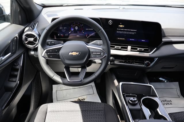 New 2026 Chevrolet Equinox LT w/ Safety and Technology Package AWD/4WD image 6