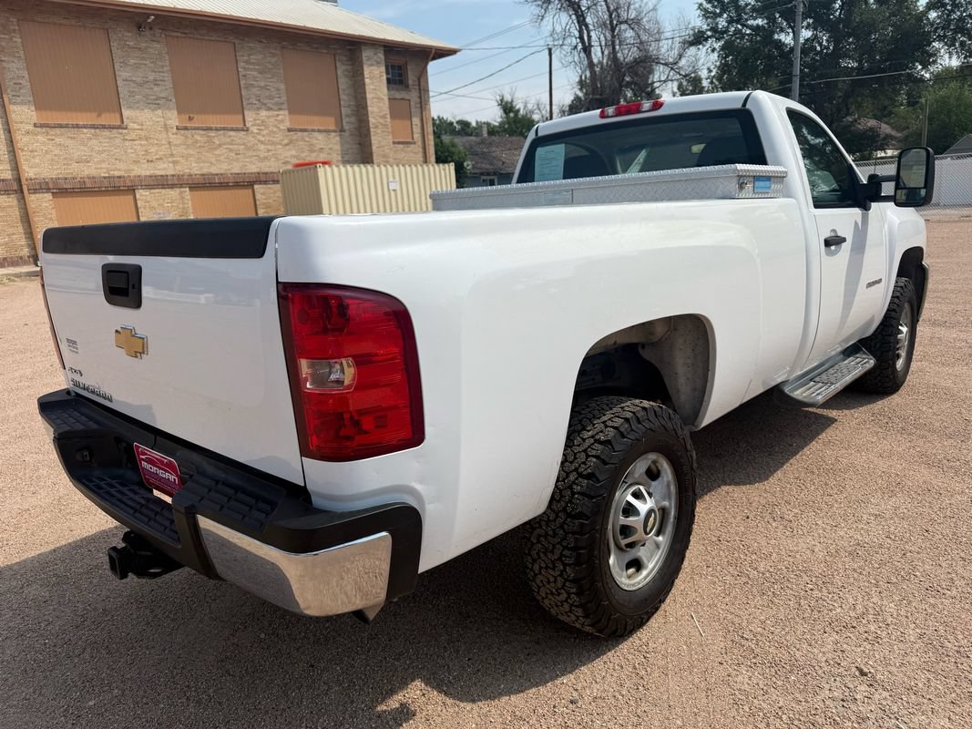 Used 2011 Chevrolet Silverado 2500 W/T AWD/4WD image 9