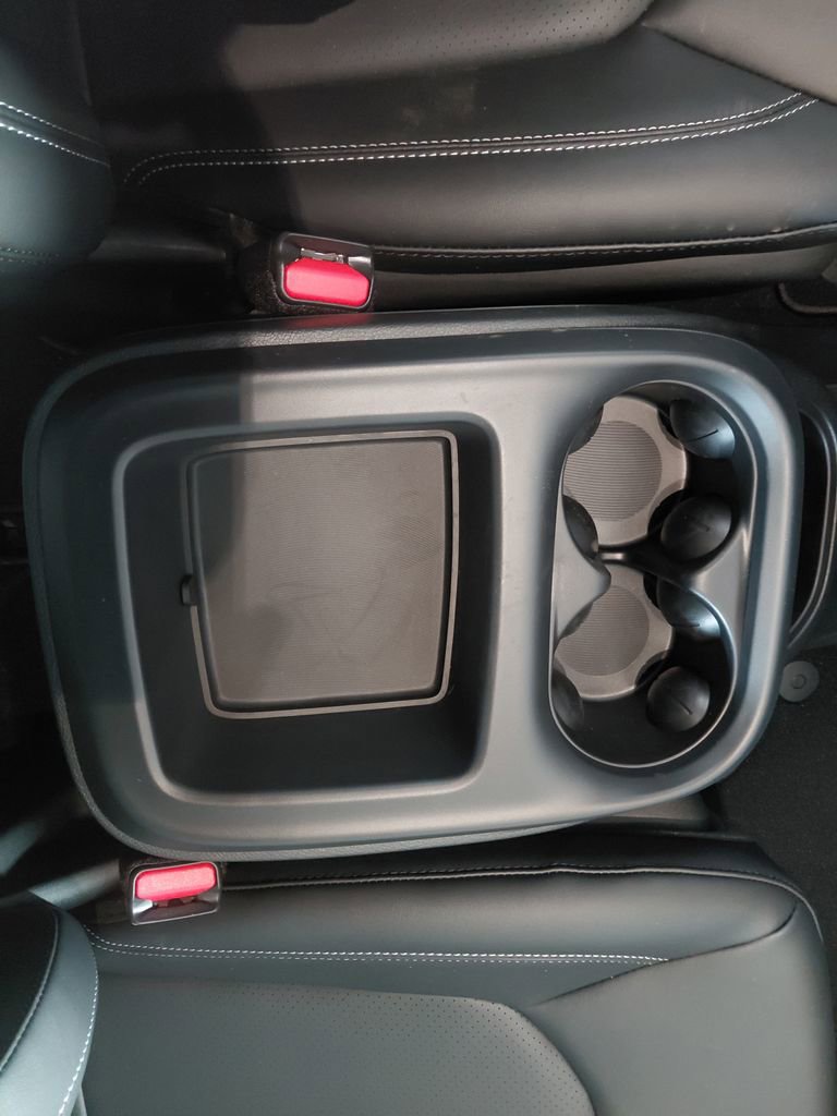 New 2026 Chrysler Pacifica Select AWD/4WD image 22